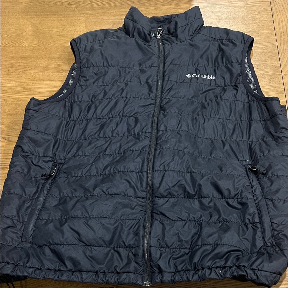 Columbia Black Omni Heat Vest